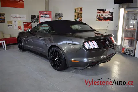 Ford Mustang 5.0 V8 GT Convertible - Renovace a ochrana laku