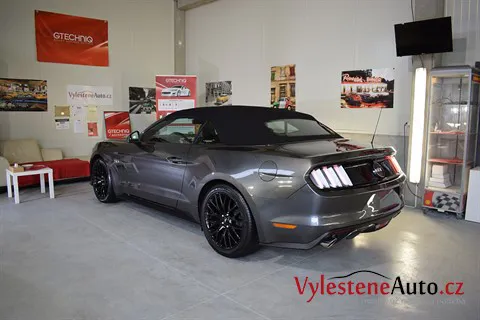 Ford Mustang 5.0 V8 GT Convertible - Renovace a ochrana laku