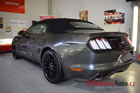 Ford Mustang 5.0 V8 GT Convertible - Renovace a ochrana laku