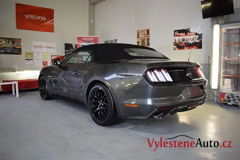 Ford Mustang 5.0 V8 GT Convertible - Renovace a ochrana laku