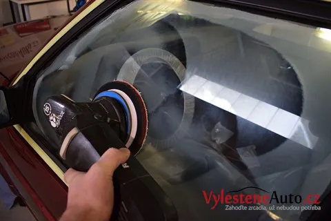 Tatra T700 - Renovace a ochrana laku