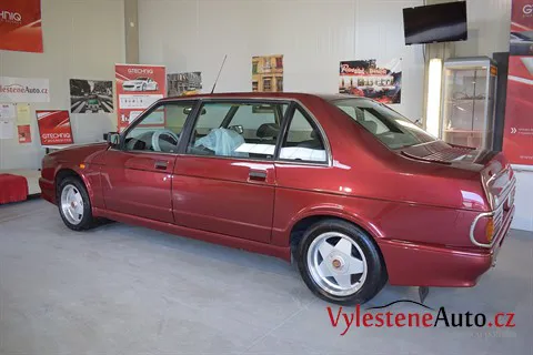 Tatra T700 - Renovace a ochrana laku