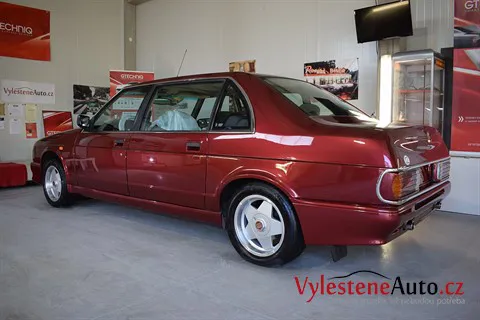 Tatra T700 - Renovace a ochrana laku