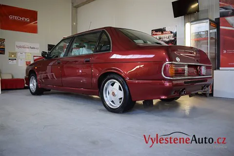 Tatra T700 - Renovace a ochrana laku