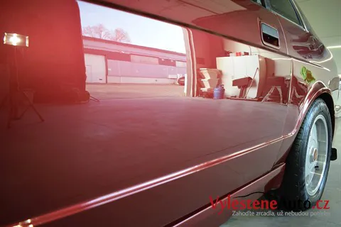 Tatra T700 - Renovace a ochrana laku