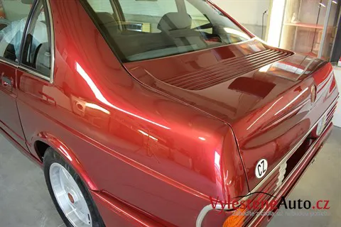 Tatra T700 - Renovace a ochrana laku