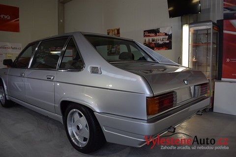 Tatra 613 Special