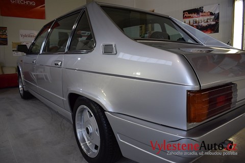 Tatra 613 Special