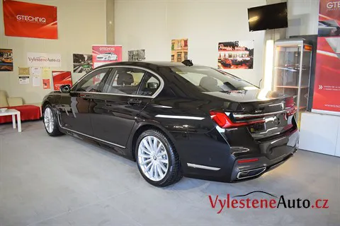 BMW 745 LE - Renovace a nanokeramická ochrana laku