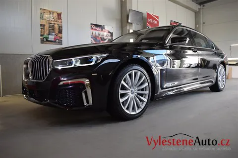 BMW 745 LE - Renovace a nanokeramická ochrana laku