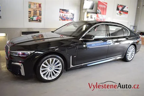 BMW 745 LE - Renovace a nanokeramická ochrana laku