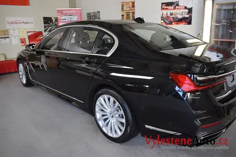 BMW 745 LE - Renovace a nanokeramická ochrana laku