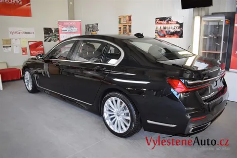 BMW 745 LE - Renovace a nanokeramická ochrana laku