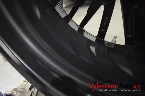 BMW 850i - Renovace a nanokeramická ochrana laku