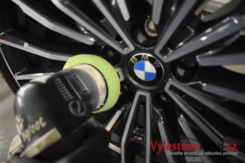 BMW 850i - Renovace a nanokeramická ochrana laku