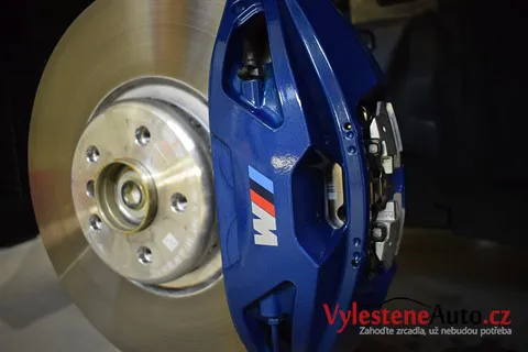 BMW 850i - Renovace a nanokeramická ochrana laku