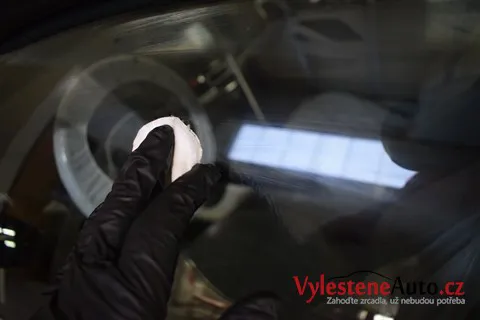 BMW 850i - Renovace a nanokeramická ochrana laku