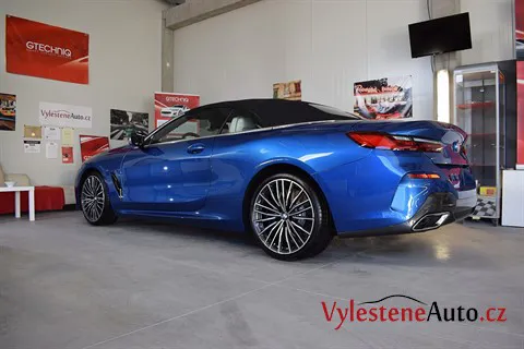 BMW 850i - Renovace a nanokeramická ochrana laku