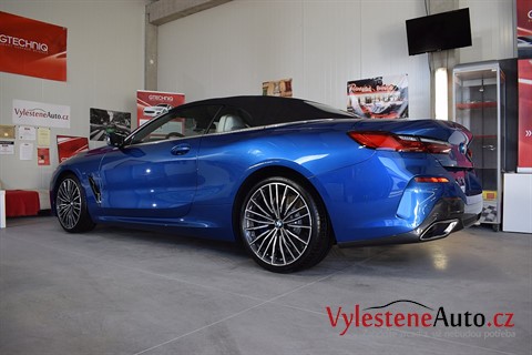 BMW 850i