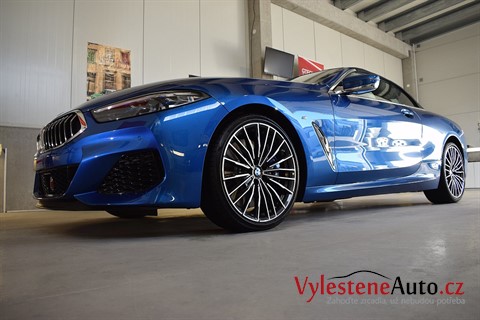 BMW 850i