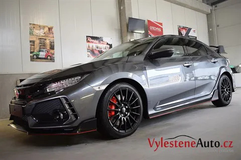 Honda Civic Type R - Renovace a nanokeramická ochrana laku