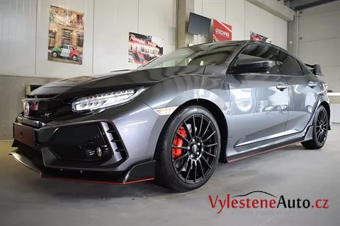Honda Civic Type R - Renovace a nanokeramická ochrana laku