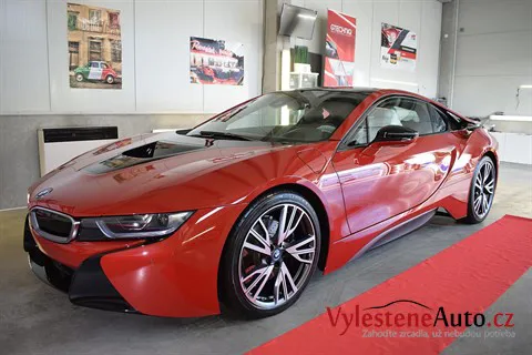 BMW i8 Protonic Red - Vícekroková renovace a nanokeramická ochrana laku