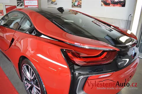 BMW i8 Protonic Red - Vícekroková renovace a nanokeramická ochrana laku
