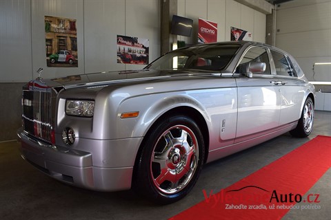 Rolls-Royce Phantom