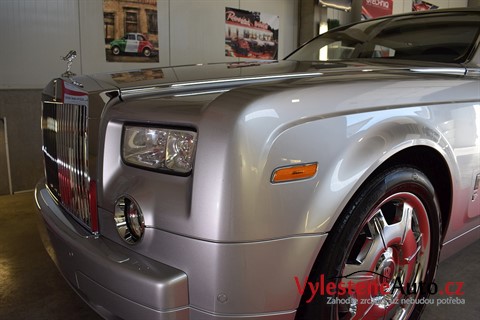 Rolls-Royce Phantom