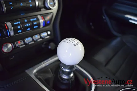 Ford Mustang Bullitt - Renovace a ochrana laku