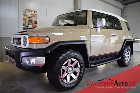 Toyota FJ Cruiser - Renovace a keramická ochrana laku