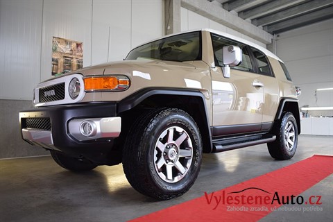 Toyota FJ Cruiser