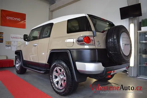 Toyota FJ Cruiser - Renovace a keramická ochrana laku