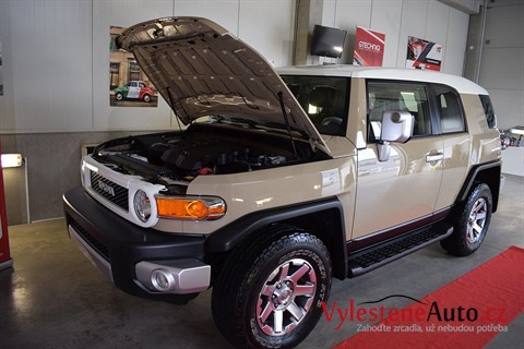 Toyota FJ Cruiser