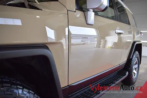 Toyota FJ Cruiser - Renovace a keramická ochrana laku