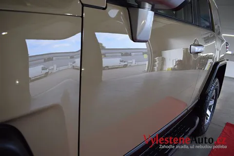 Toyota FJ Cruiser - Renovace a keramická ochrana laku