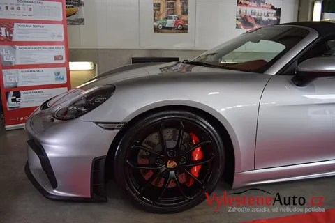 Porsche 718 Spyder - Renovace a nanokeramická ochrana laku