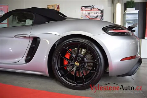 Porsche 718 Spyder - Renovace a nanokeramická ochrana laku