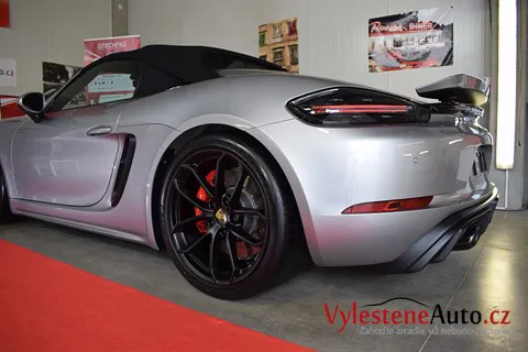 Porsche 718 Spyder - Renovace a nanokeramická ochrana laku