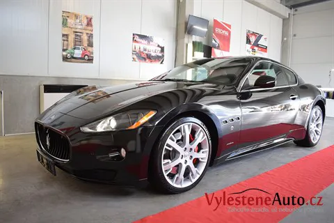 Maserati GranTurismo - Jemné leštění a ochrana laku