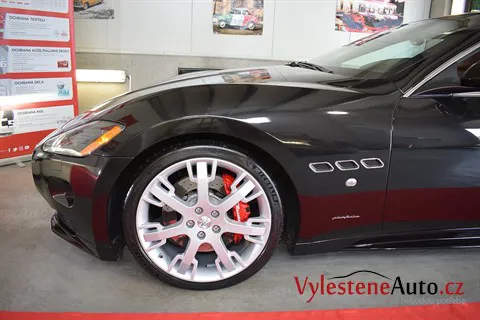 Maserati GranTurismo - Jemné leštění a ochrana laku