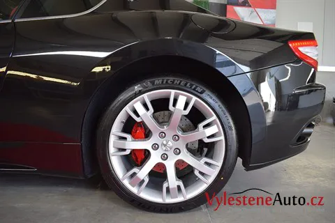 Maserati GranTurismo - Jemné leštění a ochrana laku