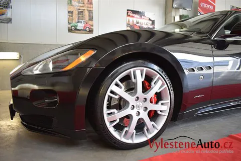 Maserati GranTurismo - Jemné leštění a ochrana laku