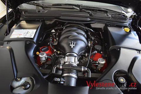 Maserati GranTurismo - Jemné leštění a ochrana laku