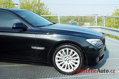 BMW 740d xDrive - Renovace laku