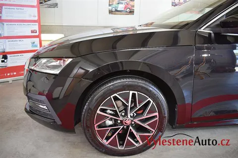 Škoda Octavia kombi 1.5 TSI EVO - Renovace a nanokeramická ochrana laku