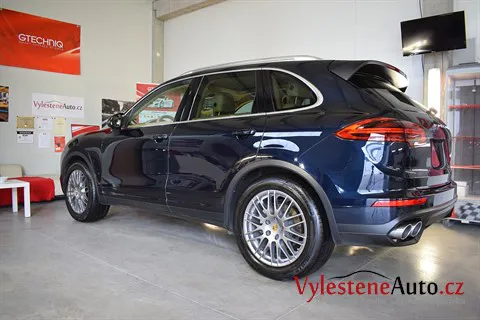 Porsche Cayenne V8 - Renovace a ochrana laku