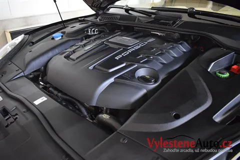 Porsche Cayenne V8 - Renovace a ochrana laku