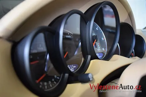 Porsche Cayenne V8 - Renovace a ochrana laku